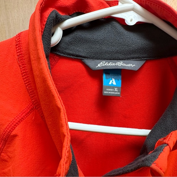 Eddie Bauer First Ascent Women’s XL light weight windbreaker - Picture 3 of 6